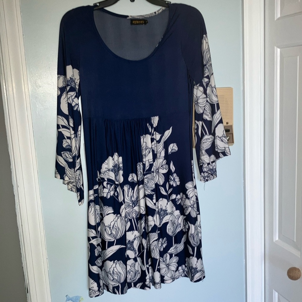 Navy dress